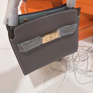 Elegant Gray Designer Women's Bag